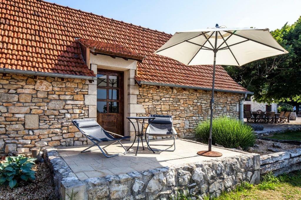 Chambres Et Table D'Hotes La Panacee Cuzance Екстериор снимка